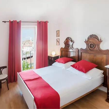 The View House * Piran