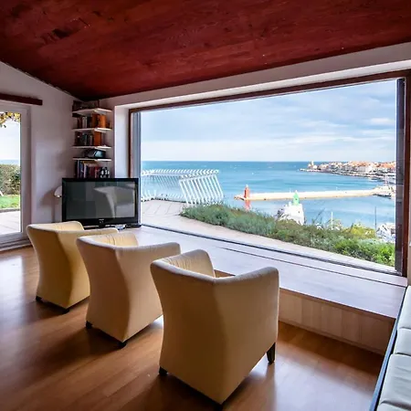The View House * Pirano