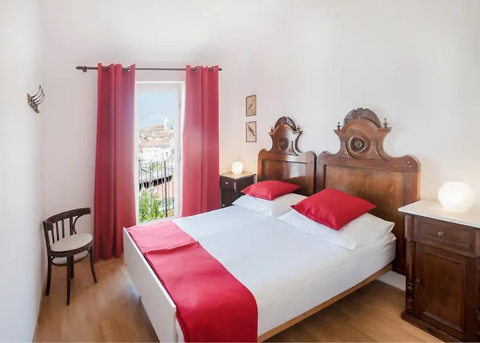 The View House * ピラン