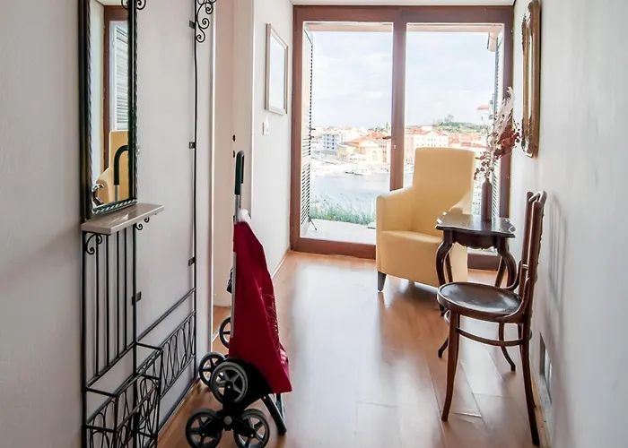 The View House Piran